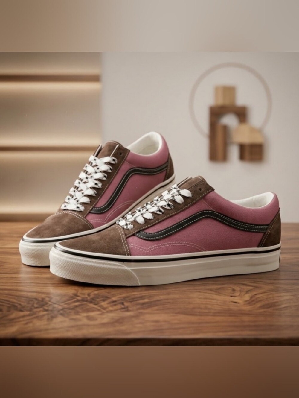 NEW! Vans Classic Low-Top Skate Sneakers in Pink and Brown Mens Sz 12